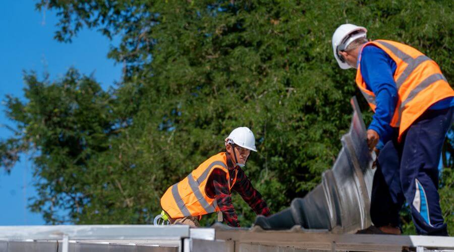 Professional new roof installation services in Hinkley, CA